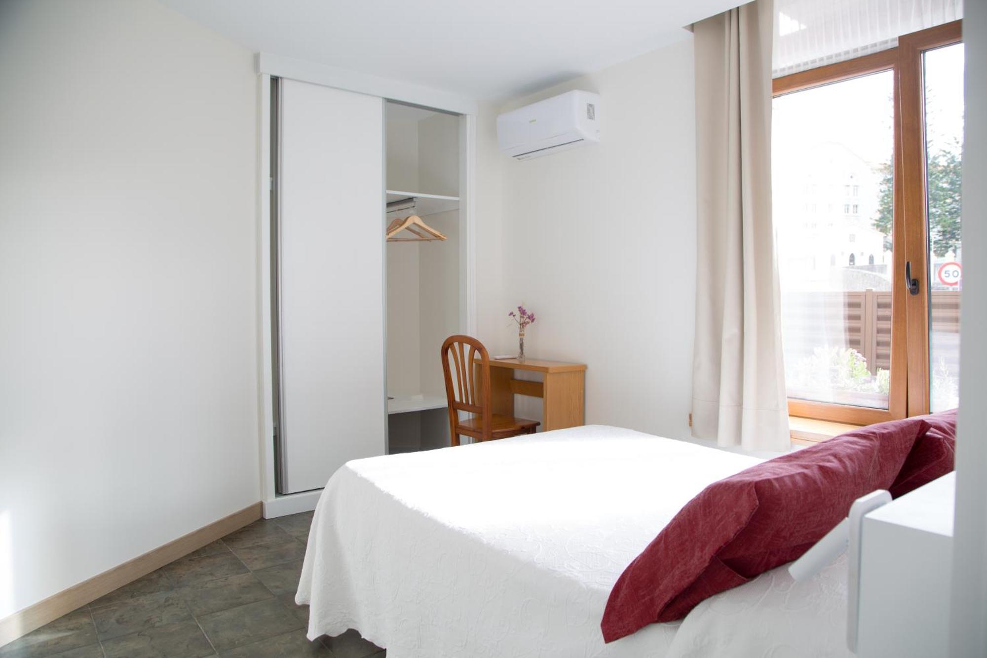 Apartamentos Playa De Cóbreces Exteriör bild