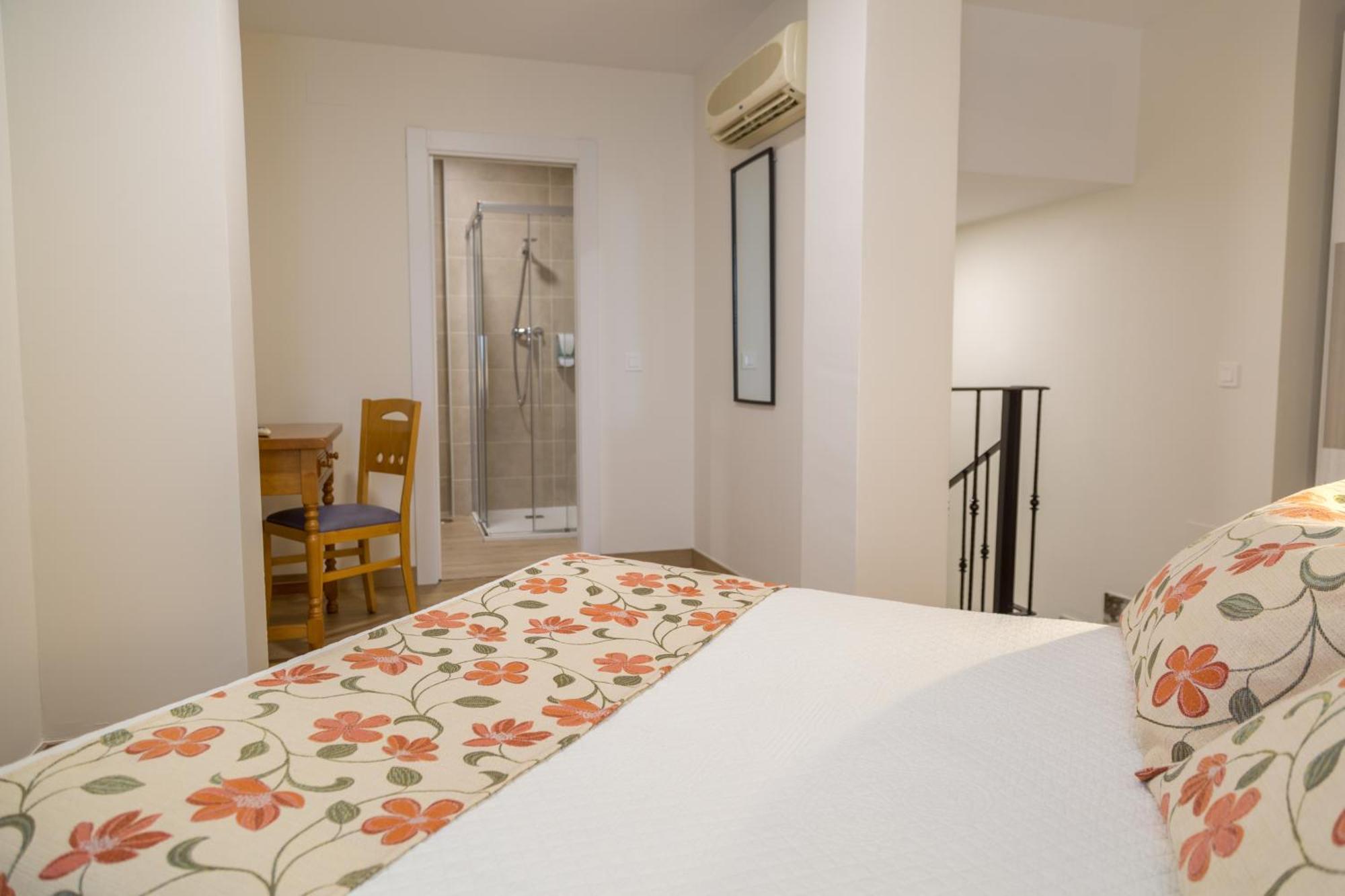 Apartamentos Playa De Cóbreces Exteriör bild